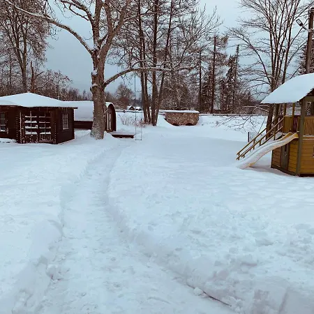 Krueuedneri Puhkemaja Casa de Férias *