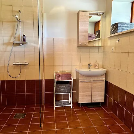 Krueuedneri Puhkemaja *